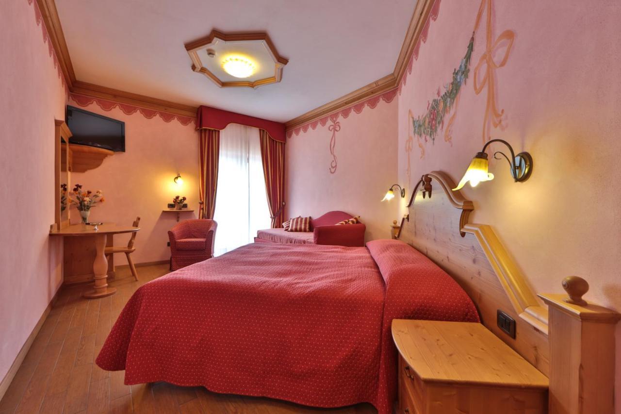 Hotel Fai Fai della Paganella Exteriör bild