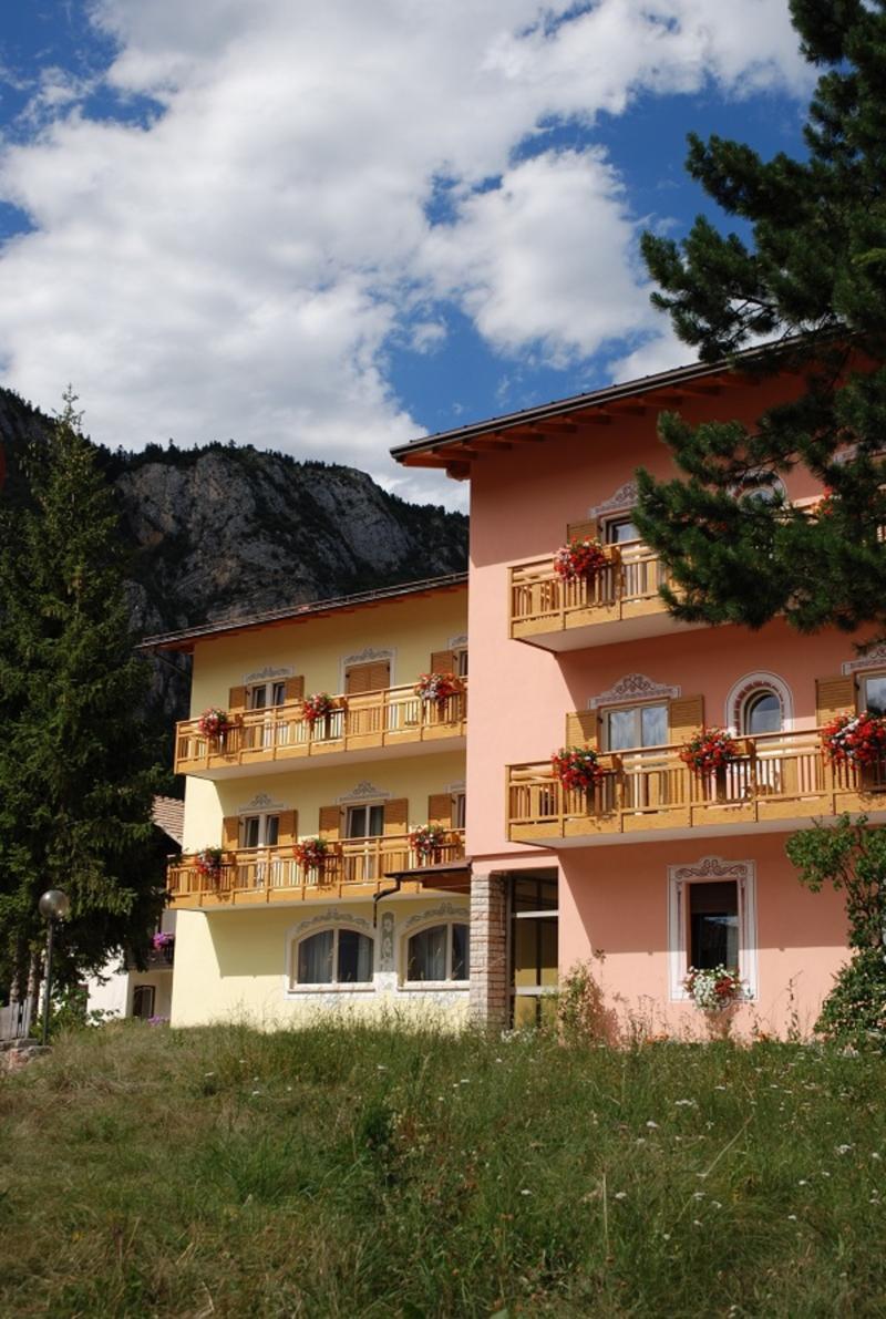 Hotel Fai Fai della Paganella Exteriör bild